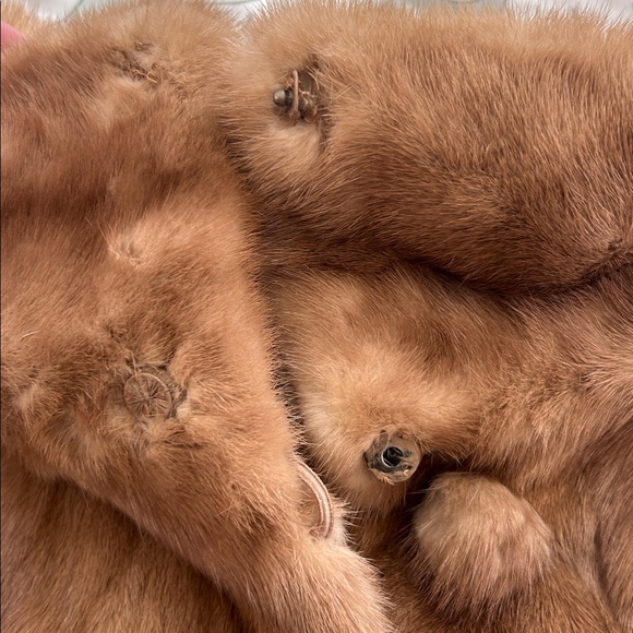 Vintage Furs by Pollans Women’s Blonde Mink Fur Coat Warm Luxury Outdoors M/L - Picture 11 of 15